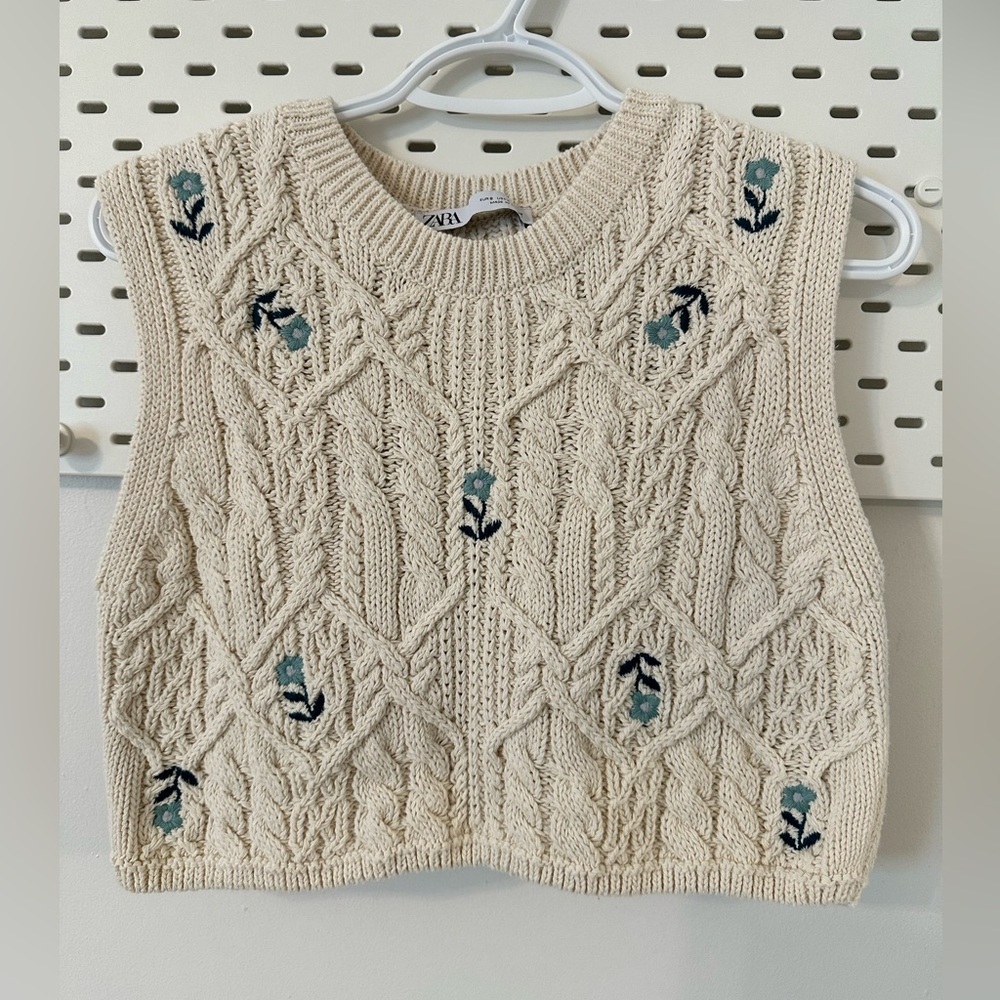 Zara Cableknit Cropped Sleeveless Top